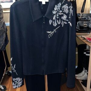 St. John Classic Black!